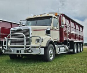 2022 Freightliner Coronado Tri Drive Grain/Silage Truck